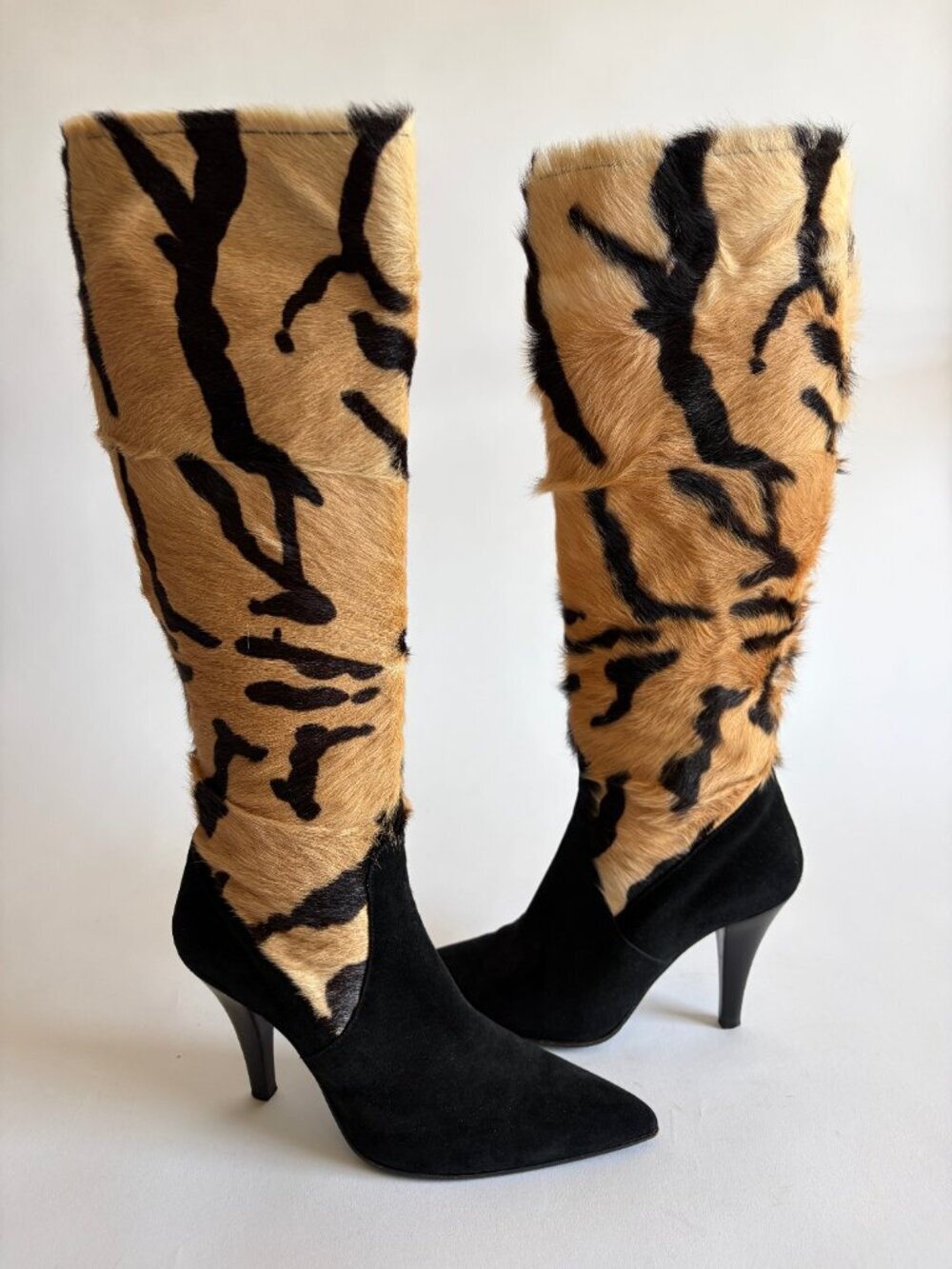 VINTAGE VERSACE FAUX FUR KNEE-HIGH BOOTS - Picture 8 of 10